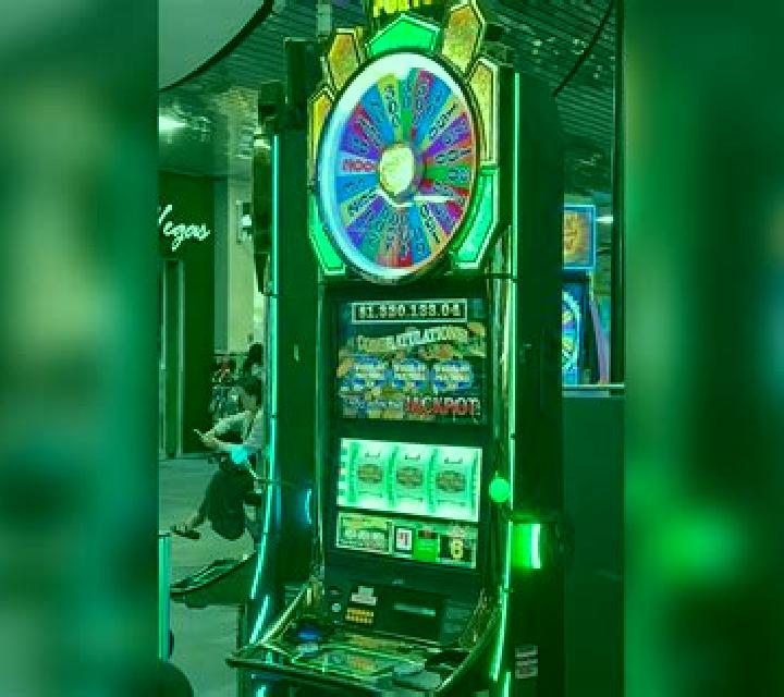 Hot 7 Wheel slot
