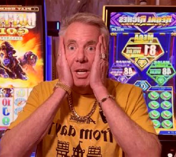 Hot and Heavy slot game