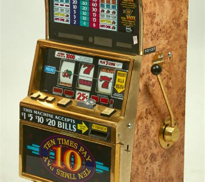 Hot Fruits 10 slot machine