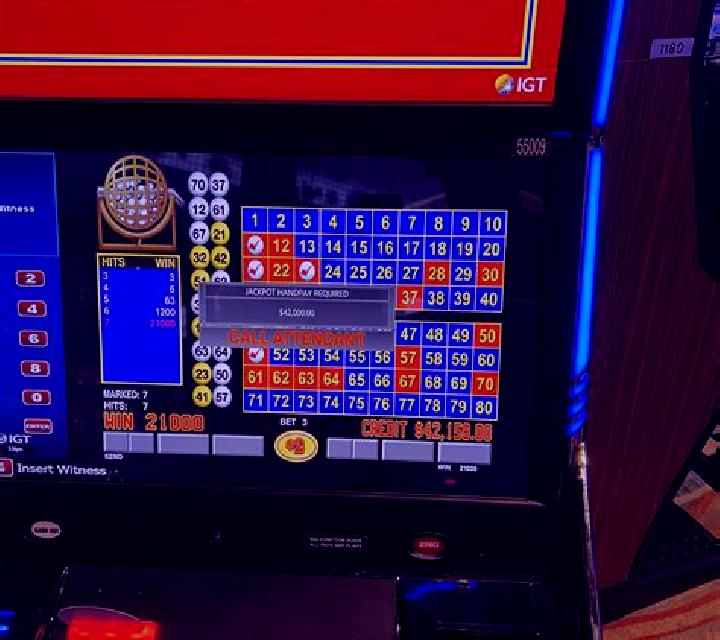 Hot Keno slot game