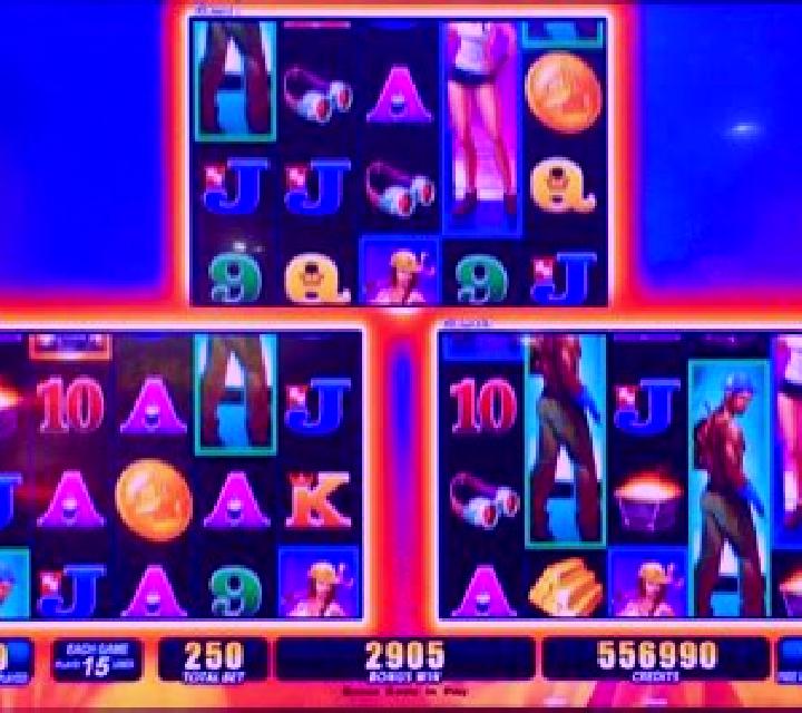 Hot Molten Money slot machine