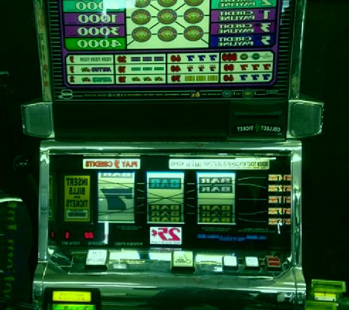 Hot Roulette - Triple Double Diamond slot