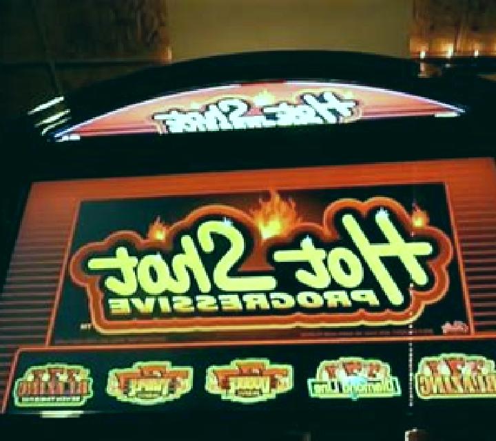 Hot Shot Progressive slot game