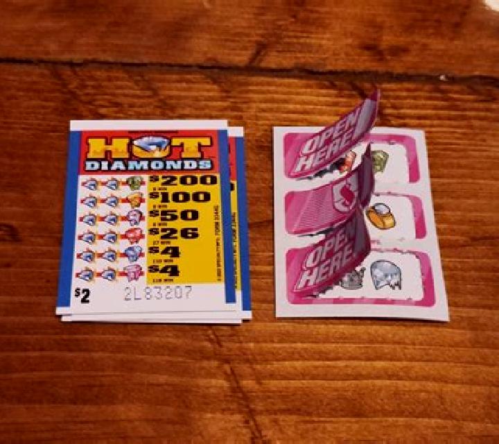 Hot Zeusmania (Pull Tabs) online slot