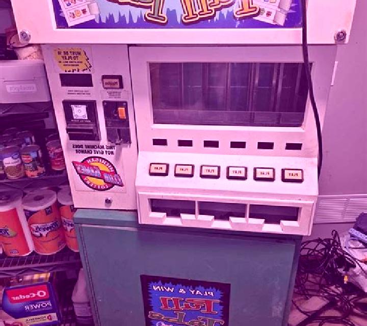 Hot Zeusmania (Pull Tabs) slot machine