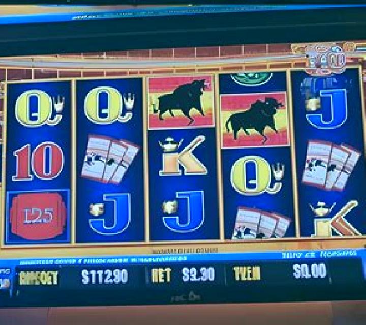 Hundred Player Bullfight slot machine
