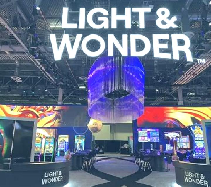 Hyper Gems (Light and Wonder) slot