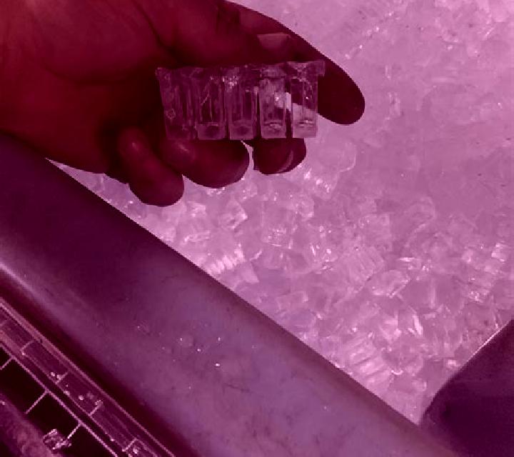 Ice Bar 27 slot game