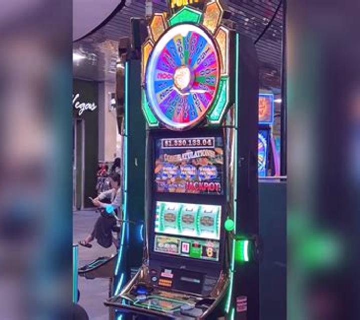 Imperial Fortune slot machine