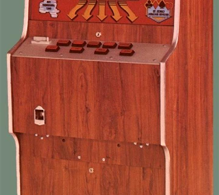 Jacks or Better Draw Poker slot machine