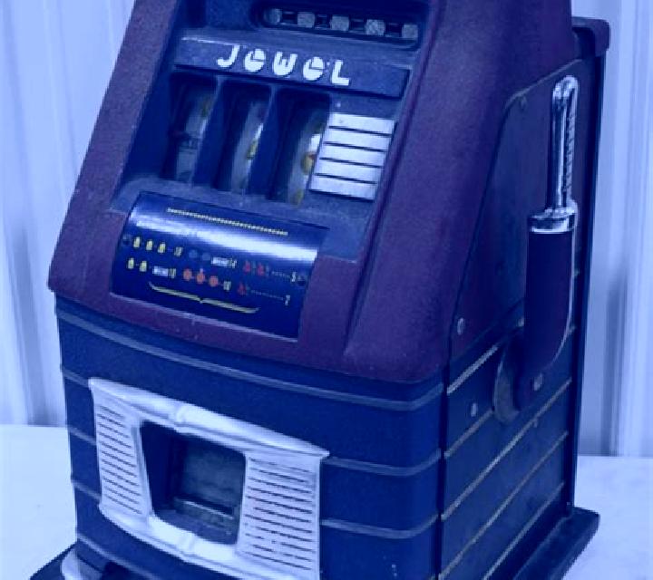 Jewel Mastermind slot machine