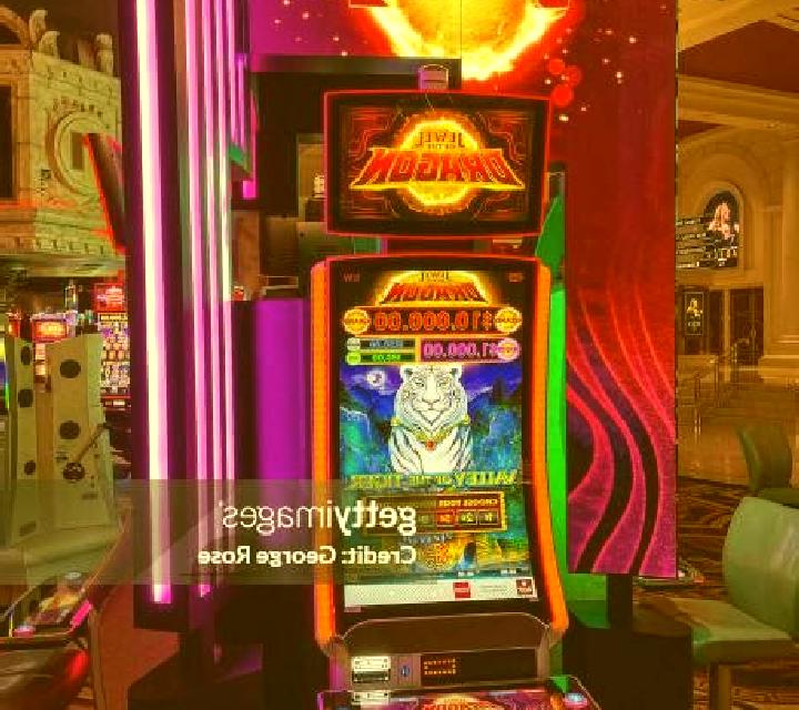 Jewel Night slot machine