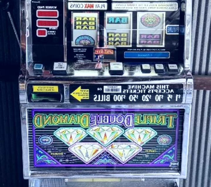 Joker 2000 slot machine