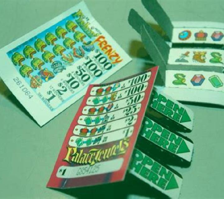 Jolly Roger Flag (Pull Tabs) slot game