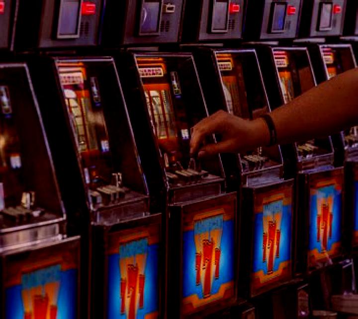K-Pop Drop slot machine