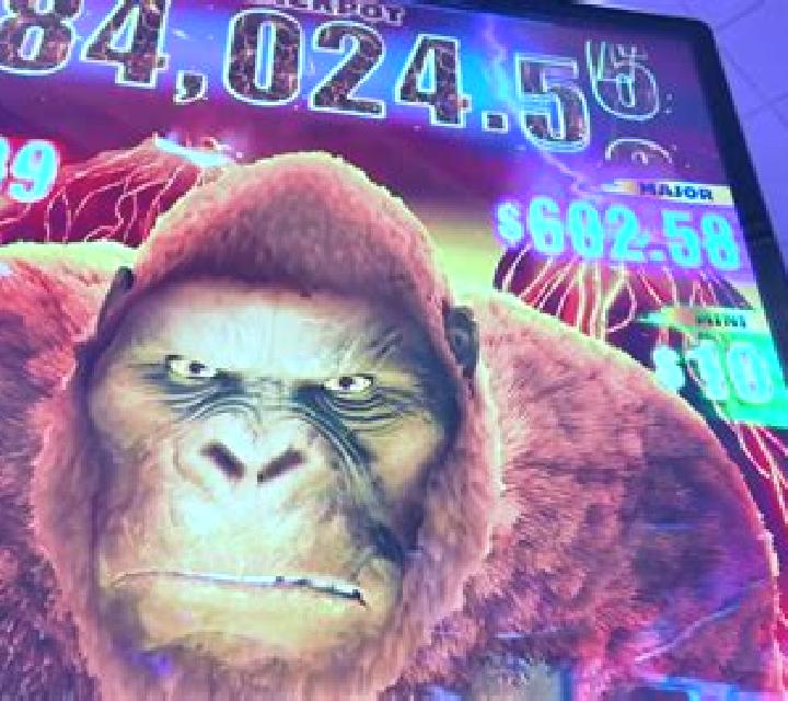 Keno Kong slot machine
