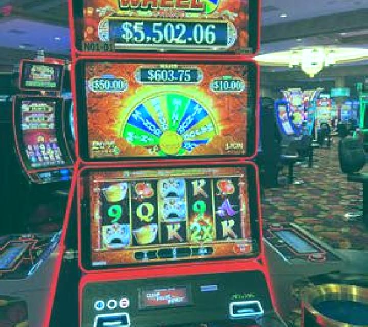Keno (Realistic) slot machine