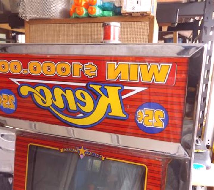 Keno War slot machine