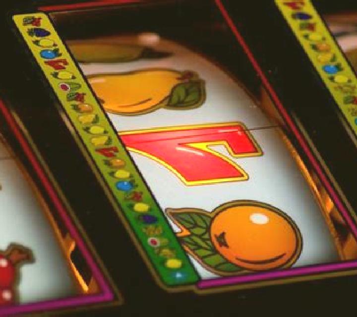 Keno(Genii) slot