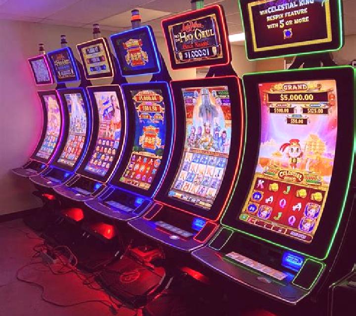 Kingmaker (Big Time Gaming) slot machine