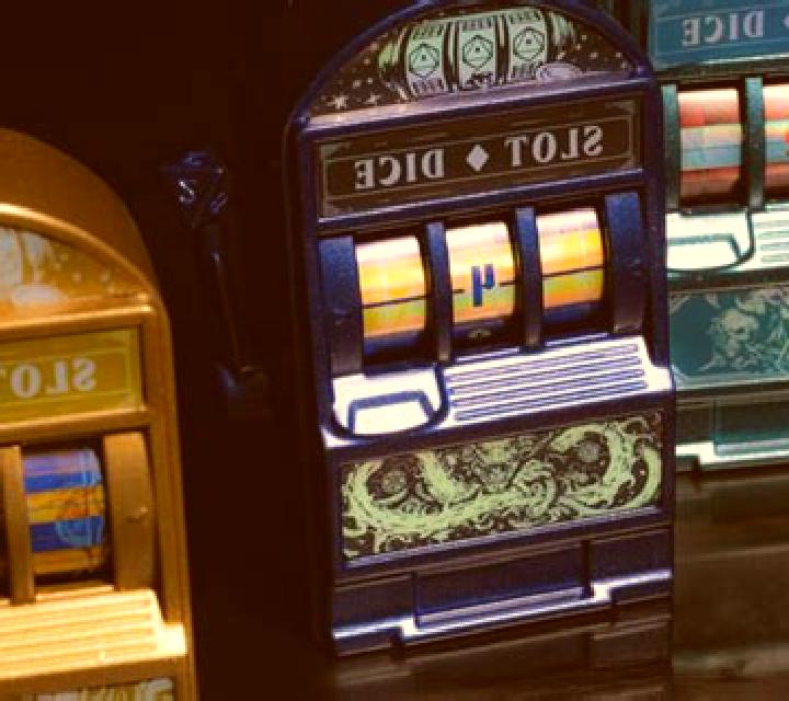 Kings and Dragons Dice slot machine