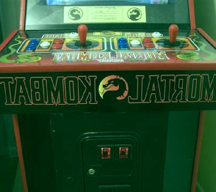 Kombat slot machine