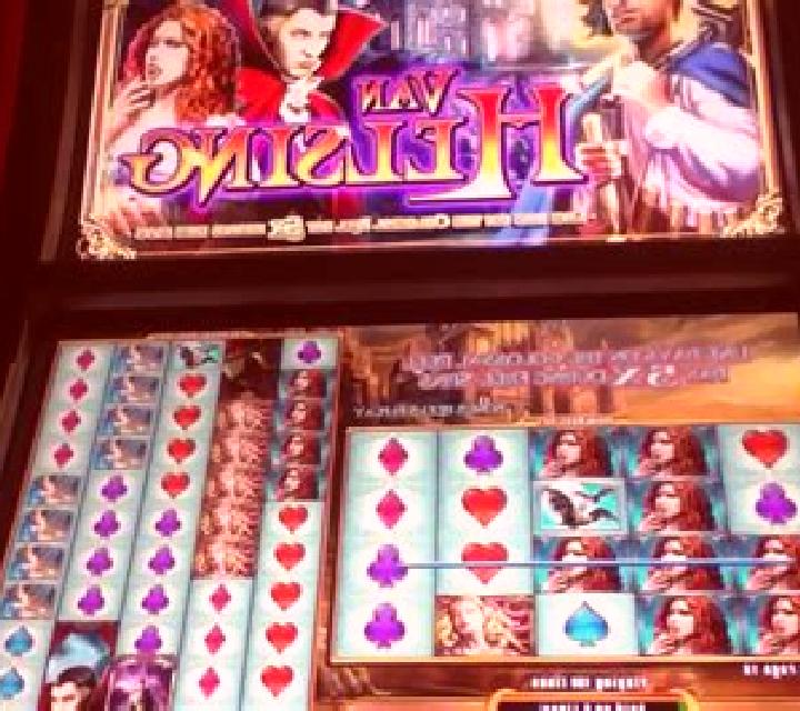 Lady Helsing slot machine