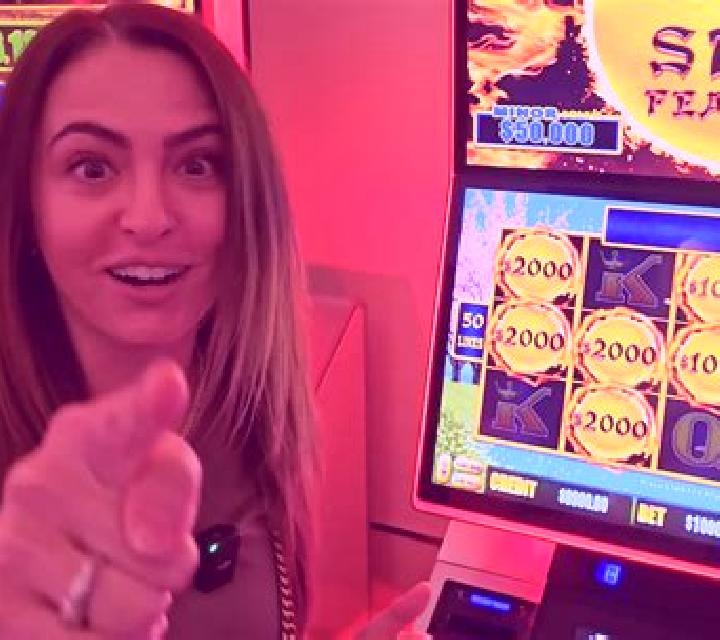 Lady of Sea slot machine
