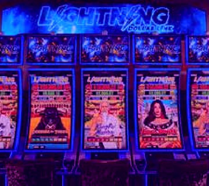 Land of the Free slot machine