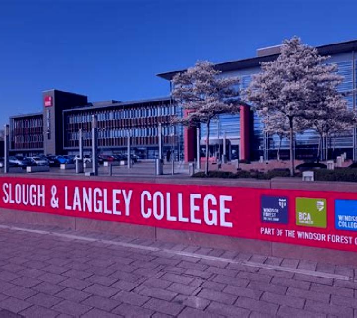 Langley Street 23 online slot