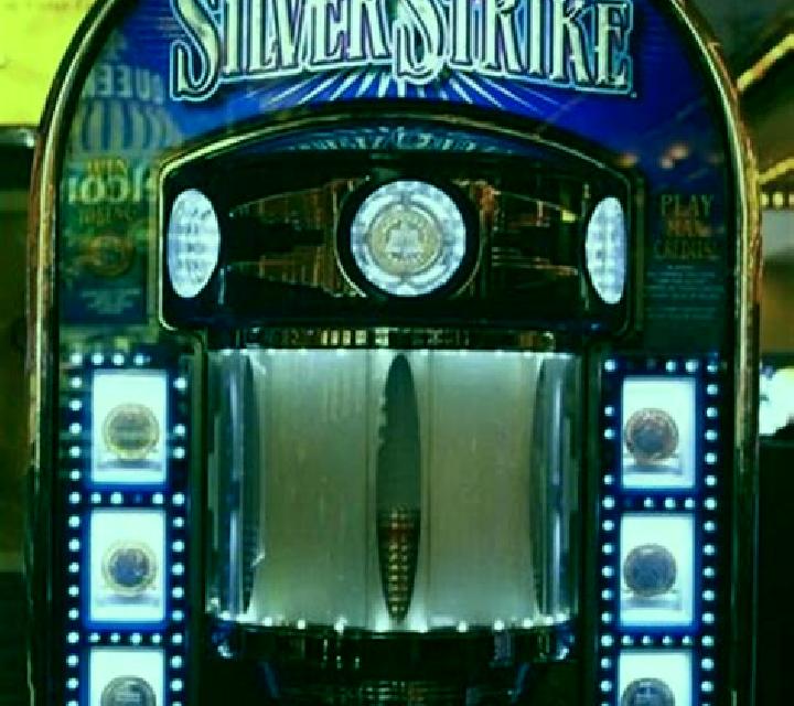 Le Striker slot