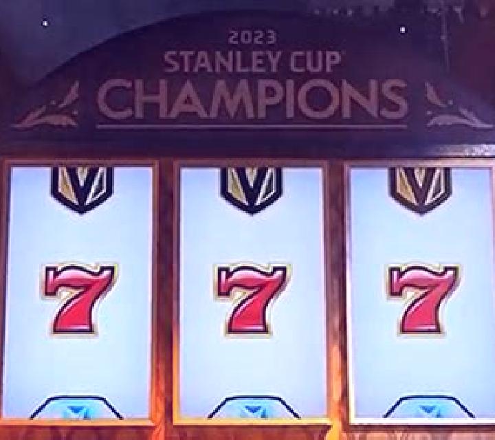 Legends Cup slot machine