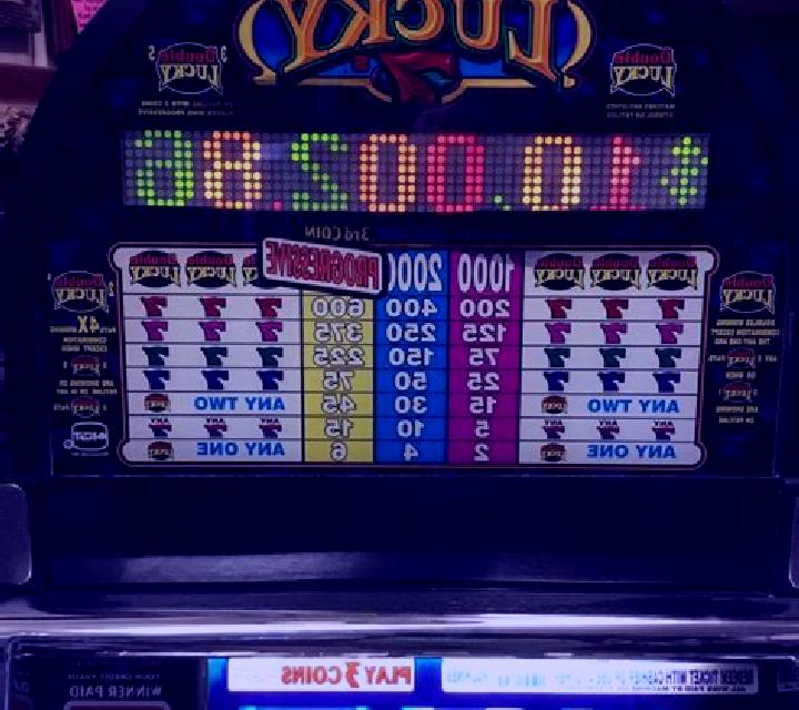 Let s Lucky slot machine