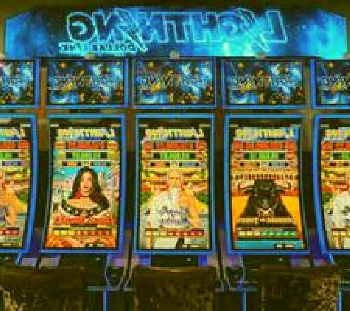 Lightning Squad online slot