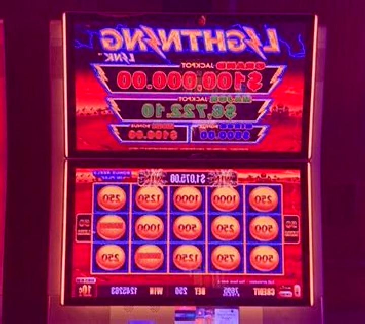 Lightning Strike online slot