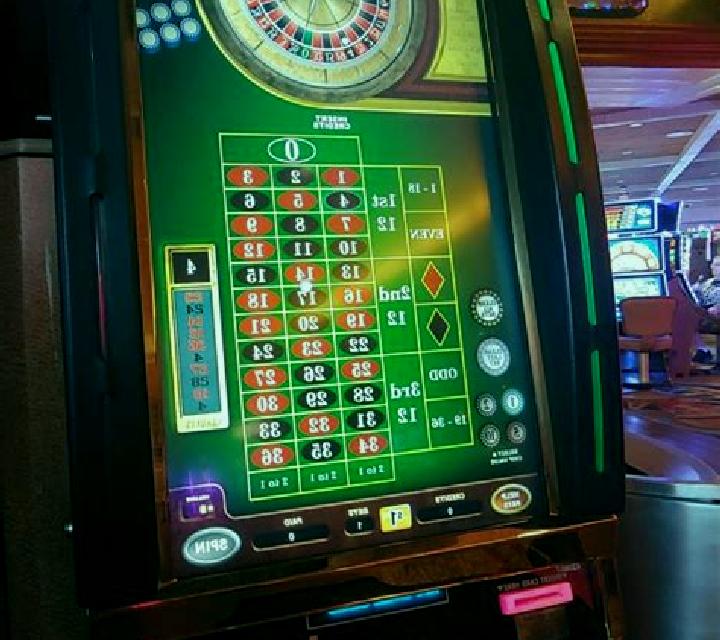 Live Football French Roulette slot machine