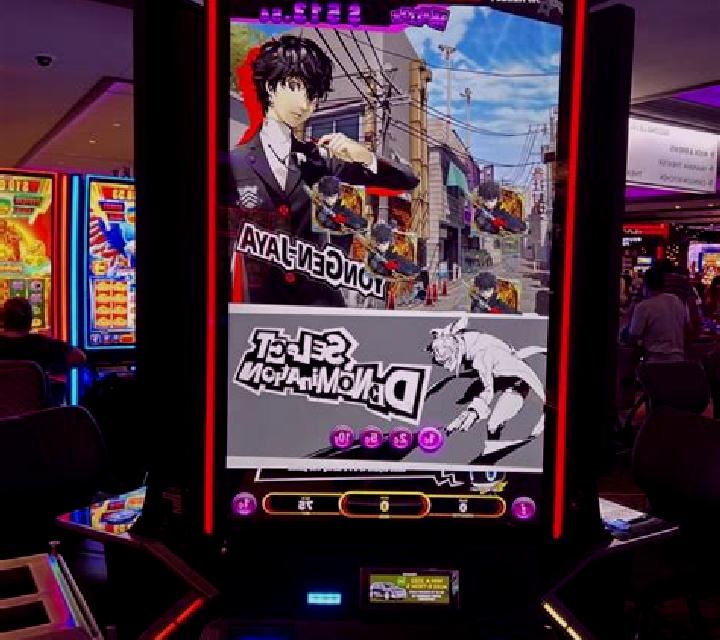 Locked Hearts 5 slot machine