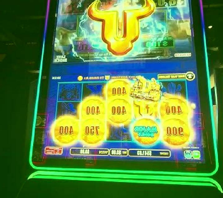 Lone Rider XtraWays slot machine