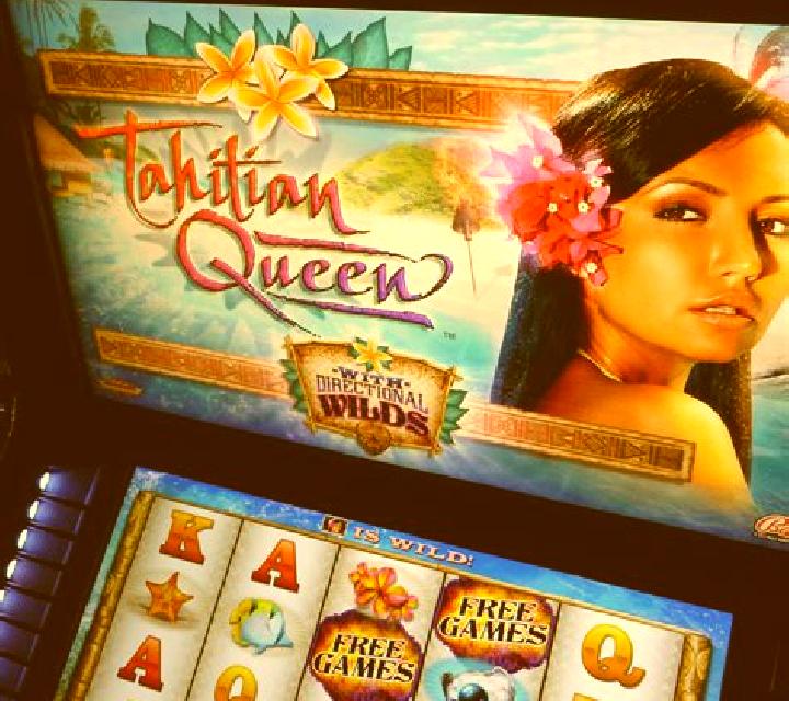 Lotus Queen slot machine