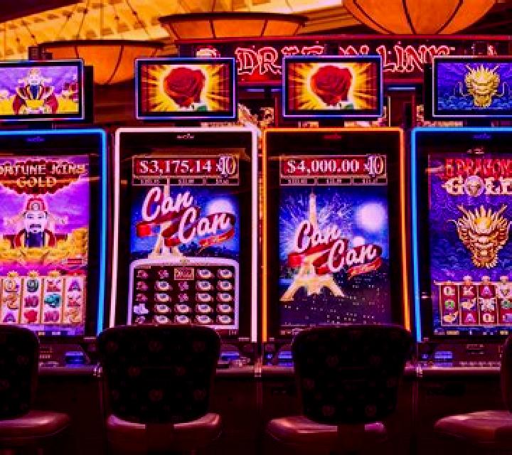 Luck Vegas slot machine