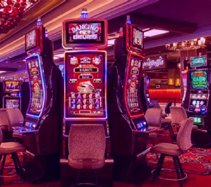 Lucky 3+1 slot machine