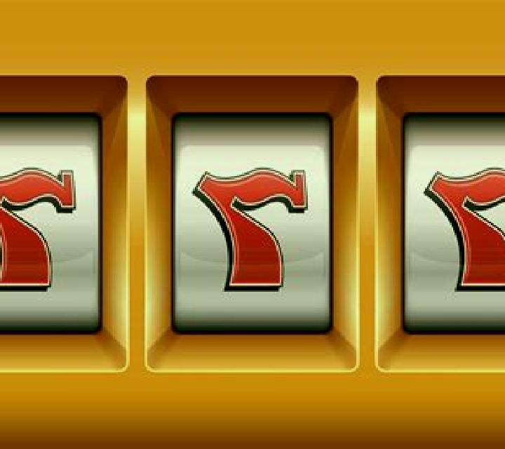 Lucky 7777 online slot