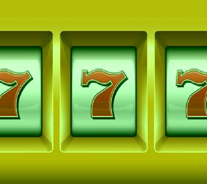 Lucky 7777 slot machine