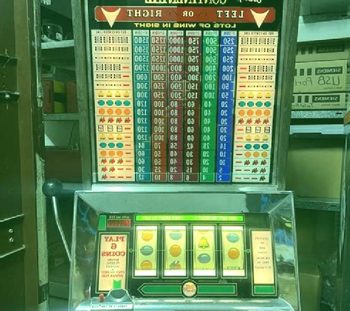 Lucky 81 slot machine