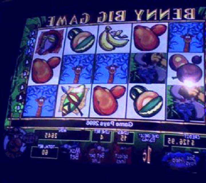 Lucky Benny slot machine