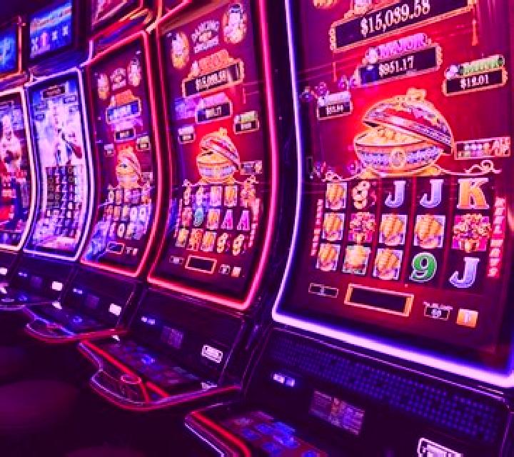 Lucky Blackjack slot machine