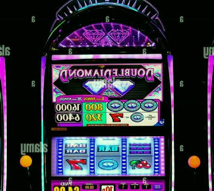 Lucky Coin and Green Diamond slot machine