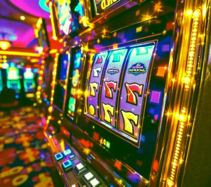 Lucky Gallpos Mega slot machine