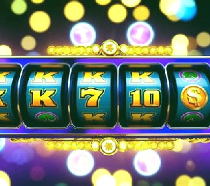 Lucky HiLo slot machine