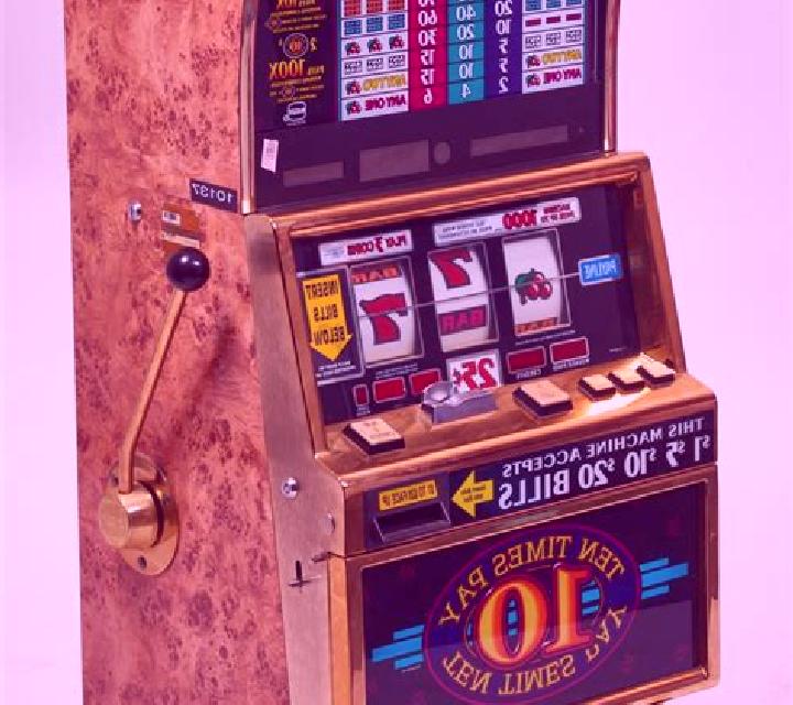 Lucky Joker 10 slot machine